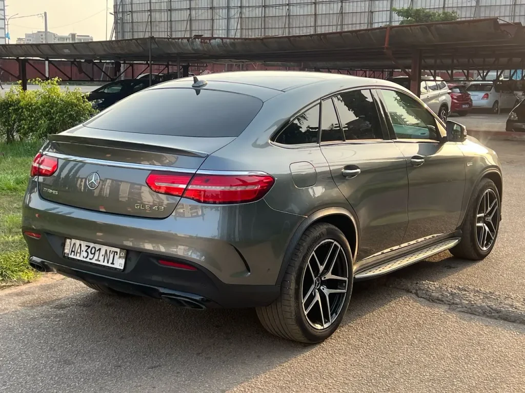 533c83a6-bcb3-4000-a35d-52e8a36e2353