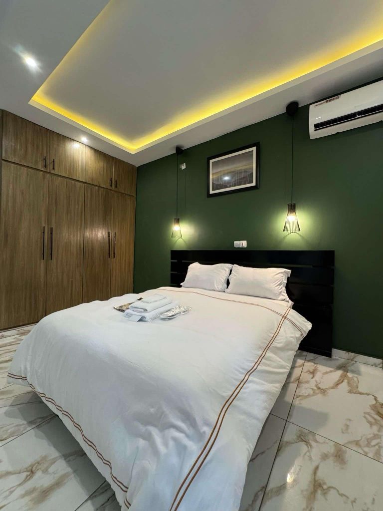 16318207-33a8-48b8-b7e9-ee8ffcb42b35