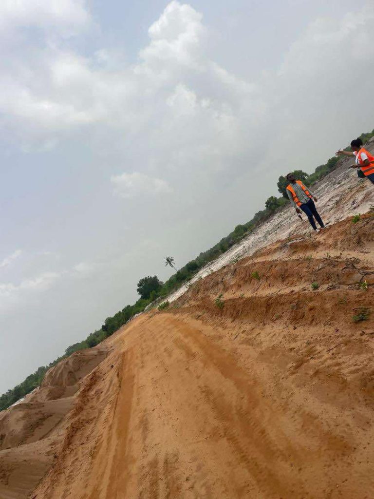 2d298b3b-0fd6-4902-ab20-33b52bbe292c