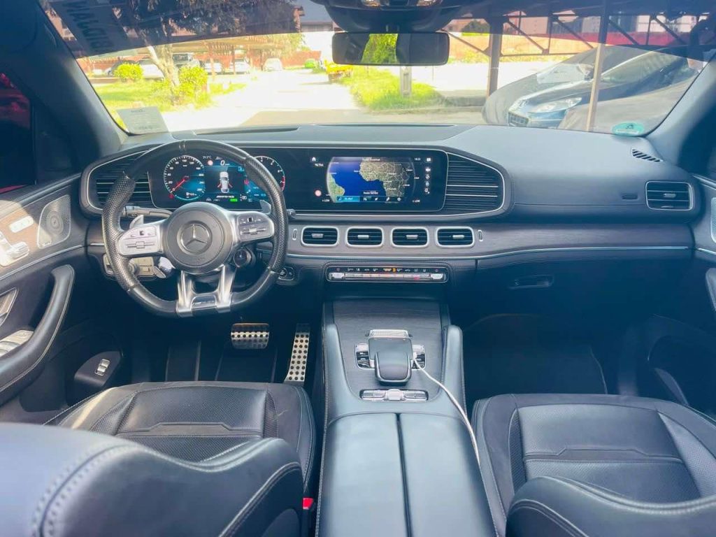 6187a670-e7c3-445e-a574-5d641bfa4058