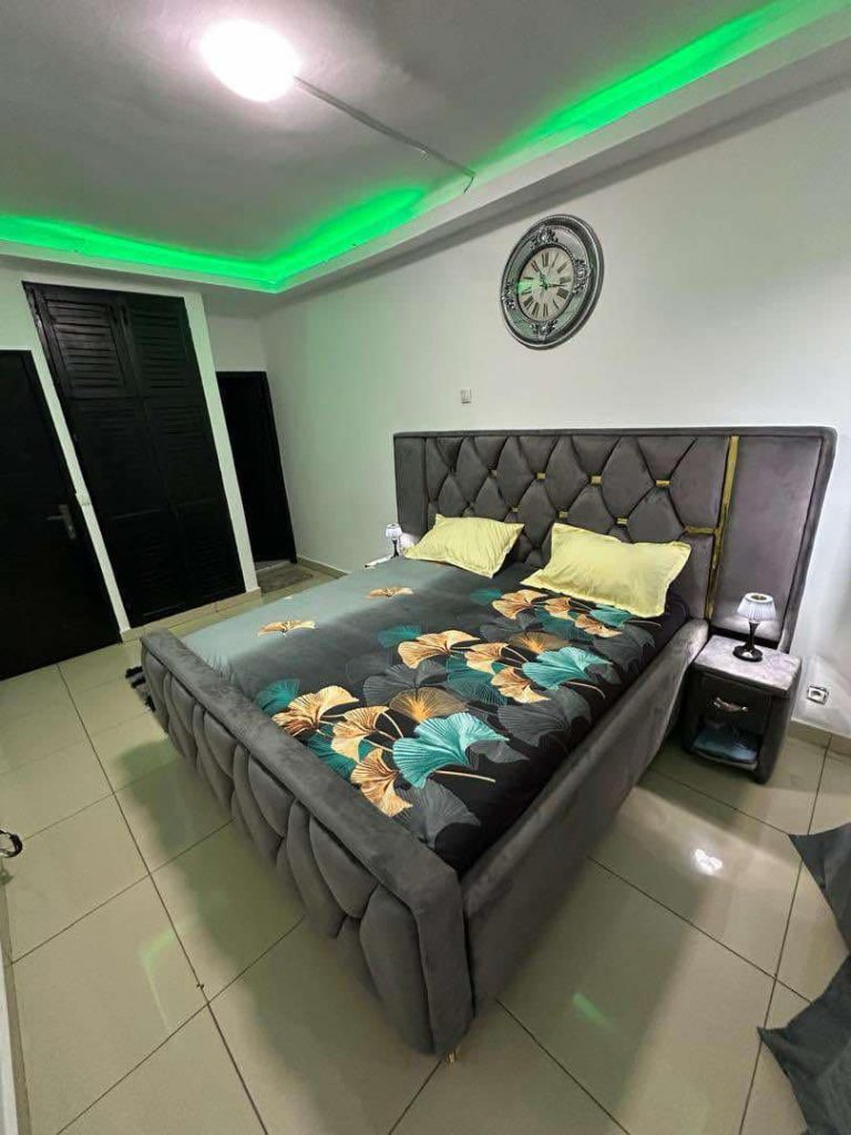 ad8b8d03-1ae3-42eb-8e9d-c761eb9f821d