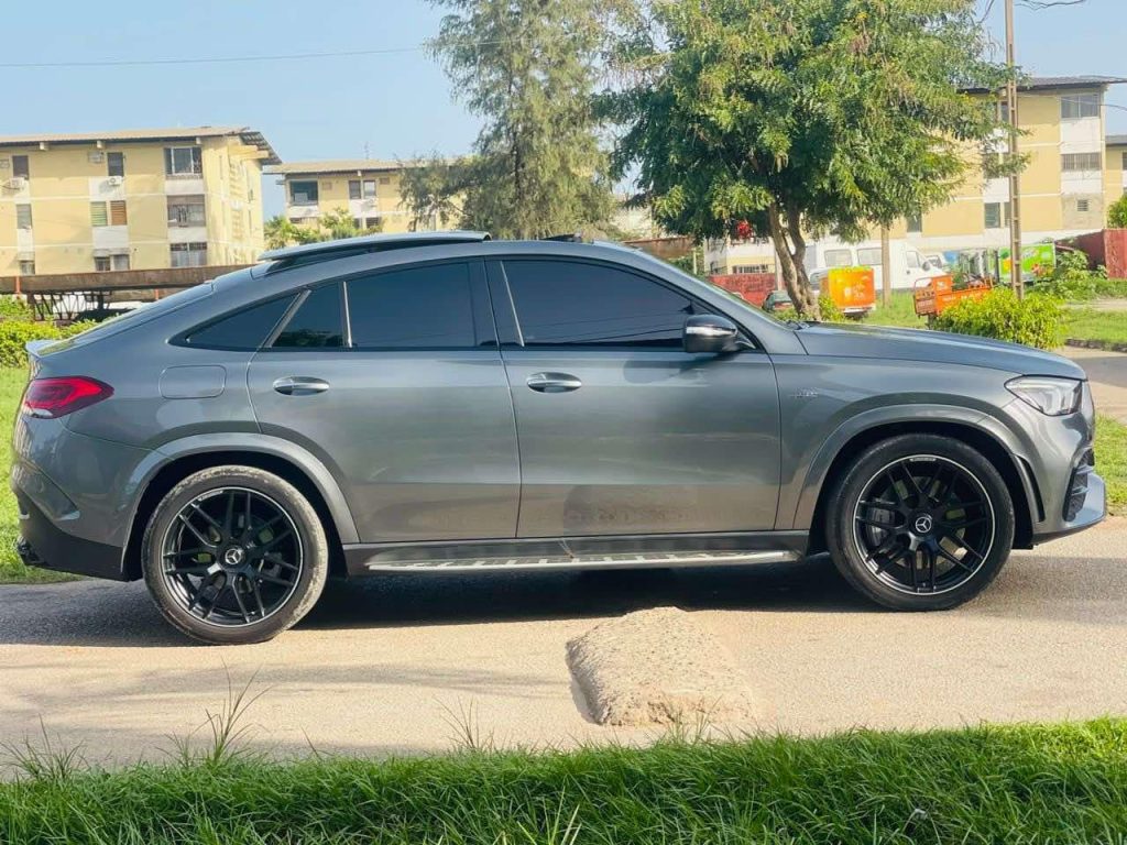 ed70c8dc-9b60-493c-ad12-13b666c2d1f1