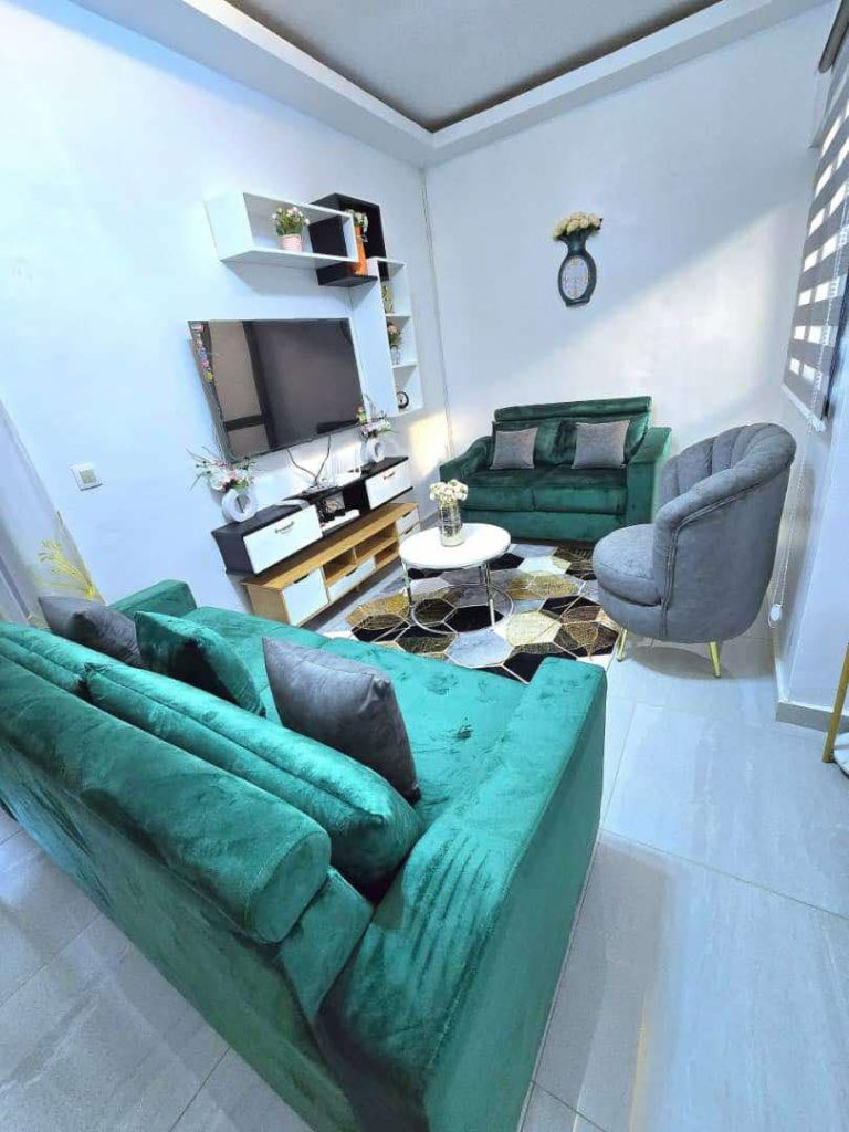 7eecb1dc-2341-4d0f-85da-6ee9af99b2f6