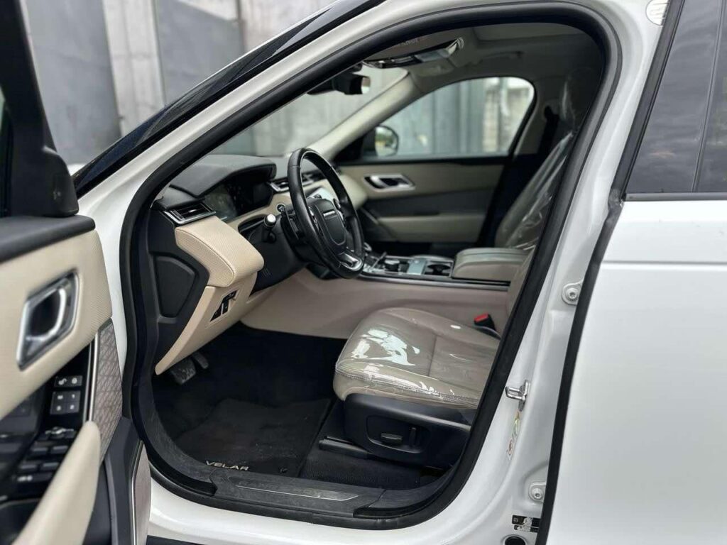 b9ceeec0-cf11-4a1b-a131-b1014da02ed5