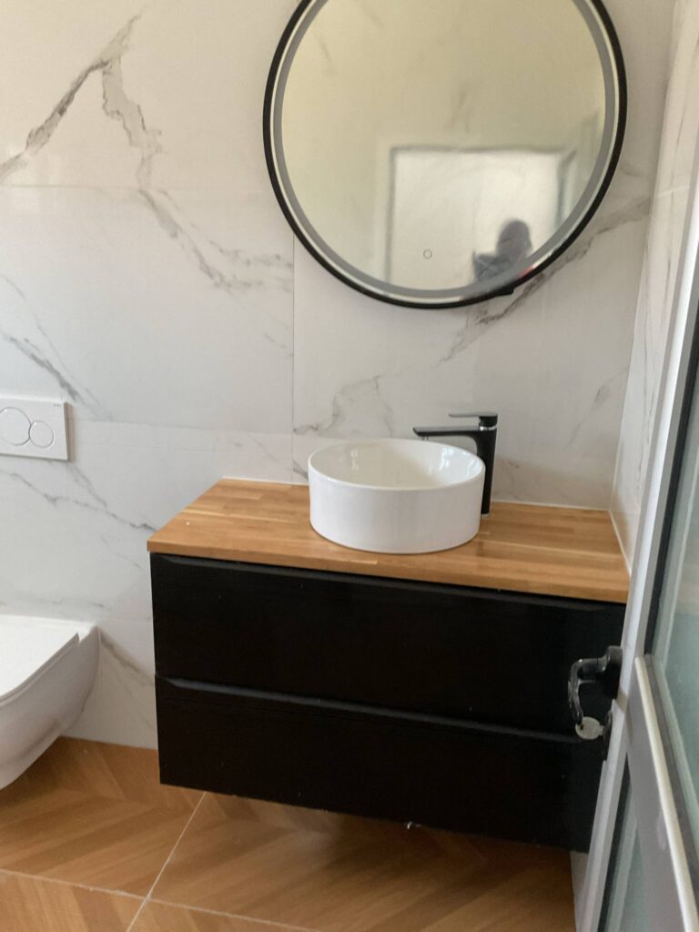 f8d1e931-e5d7-4277-a282-36adb9ba7c9e