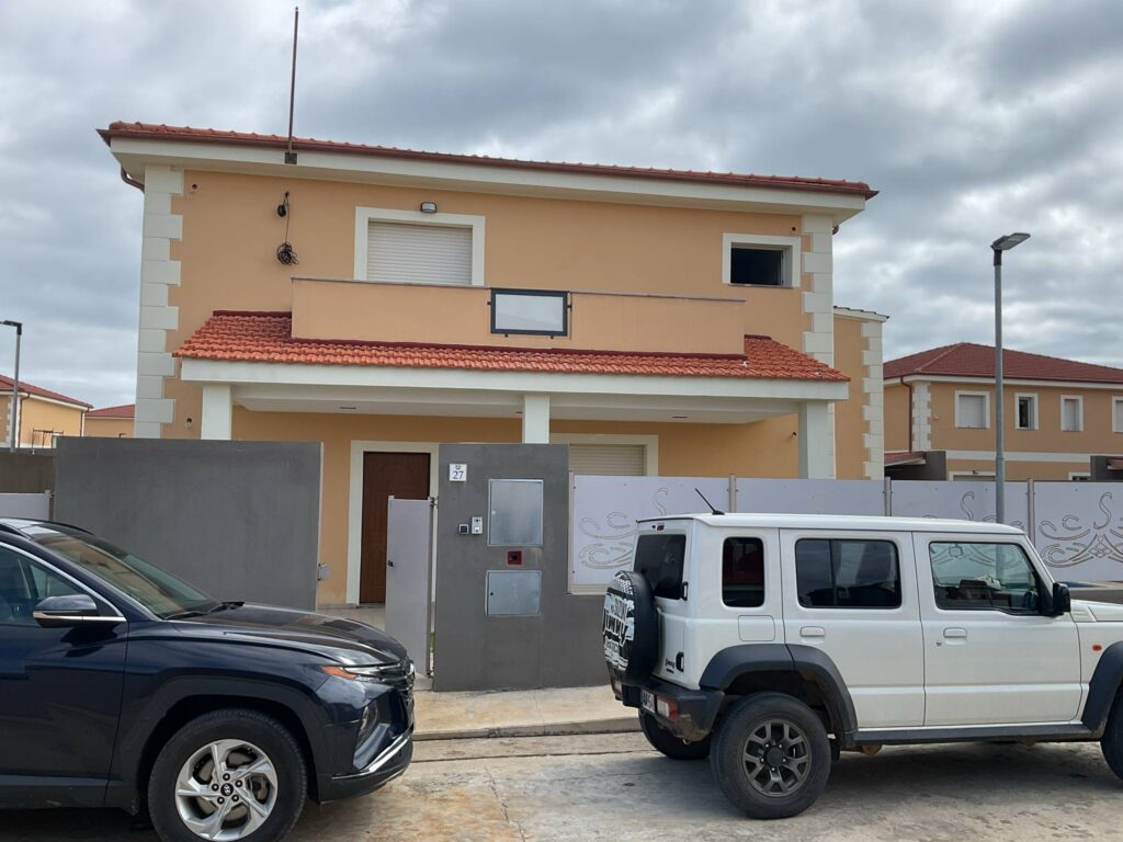 60ff7ceb-ec71-43b8-aa8a-509a694130bb