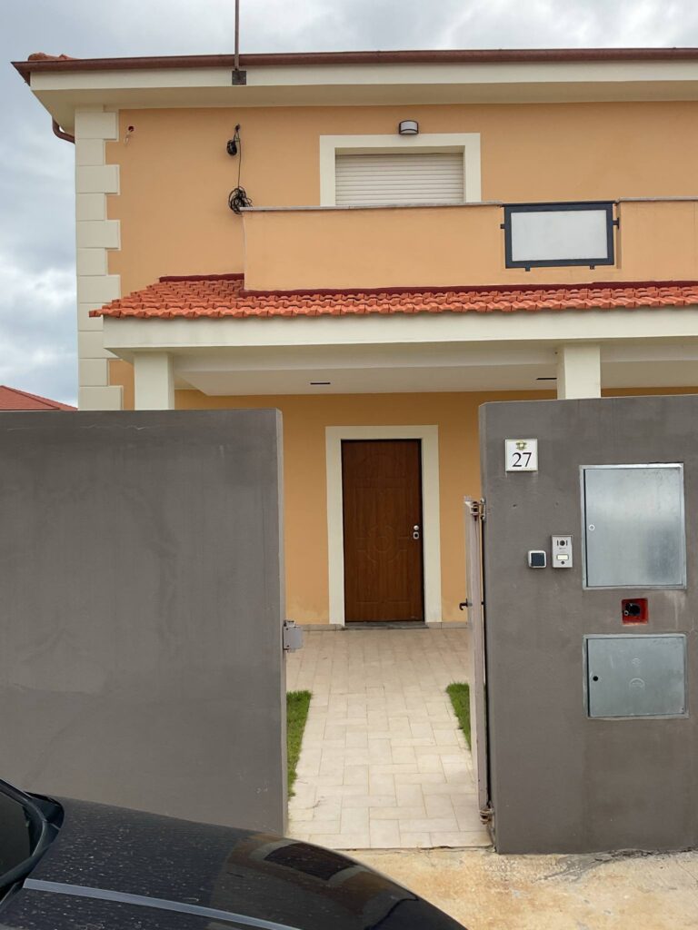 c14e5322-2c49-460c-9965-b10039d16a0c