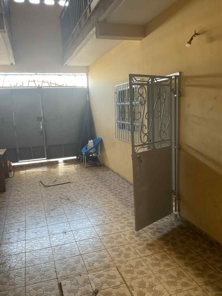 c4e2e1bf-a729-4e65-97a0-65e62c7d6054