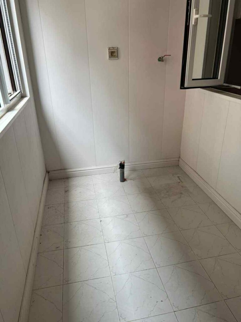 c7023009-e821-4106-8d1e-50898b90ecf8