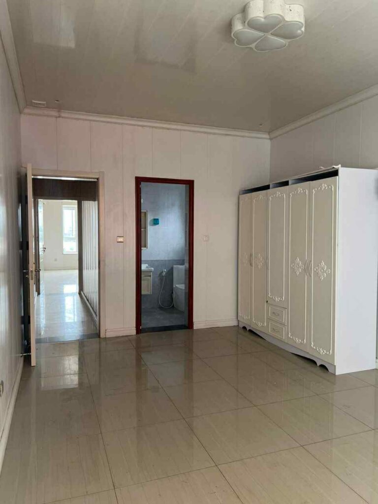 d98c80f1-9566-4e8d-858d-f3dbdaf84894