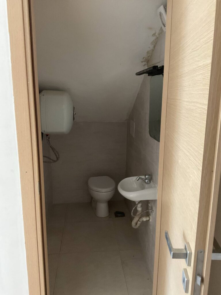 d9dcc5d1-da8f-49a9-a897-90ade03fcbad