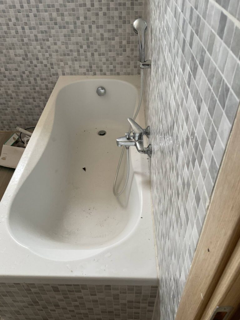 e080eaa7-85e0-4874-a989-664ed4b65ec9