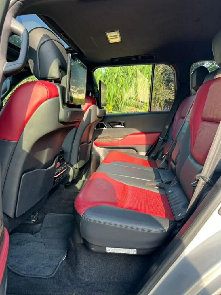 979fd65b-3a08-474c-b358-f80daf804795