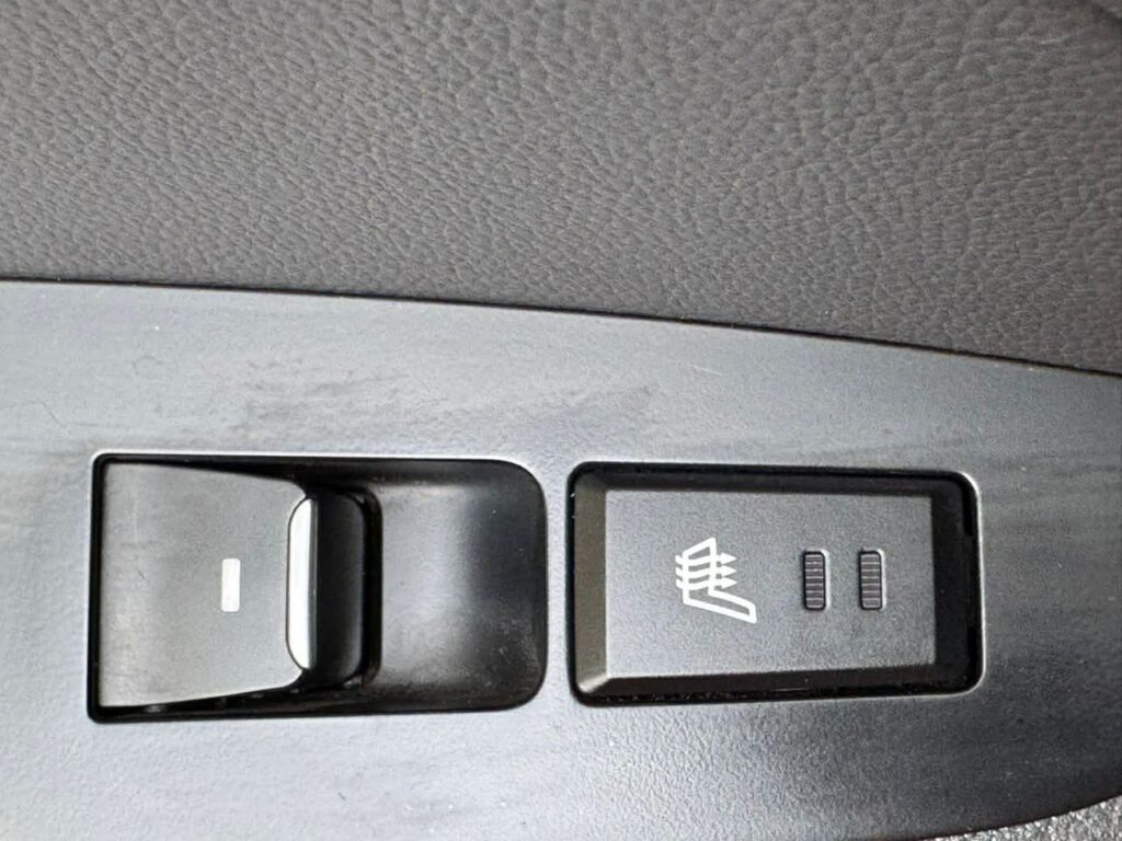 a7c49cb8-915b-4d17-8cfa-427bbb2a8cfc