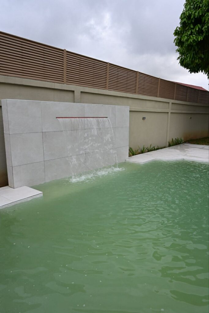 a10b5945-b91d-49a5-81db-44156f9474ee