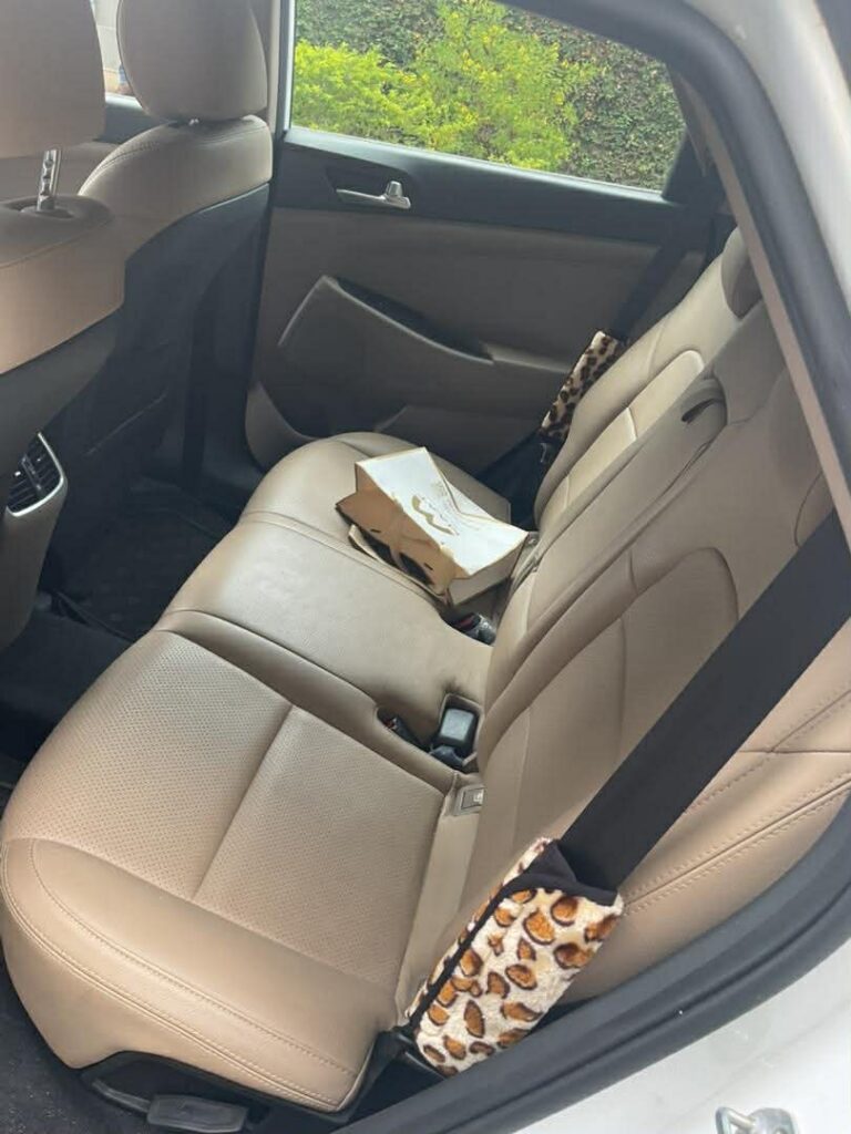 9eb4d305-d566-44dd-beb5-456452739364